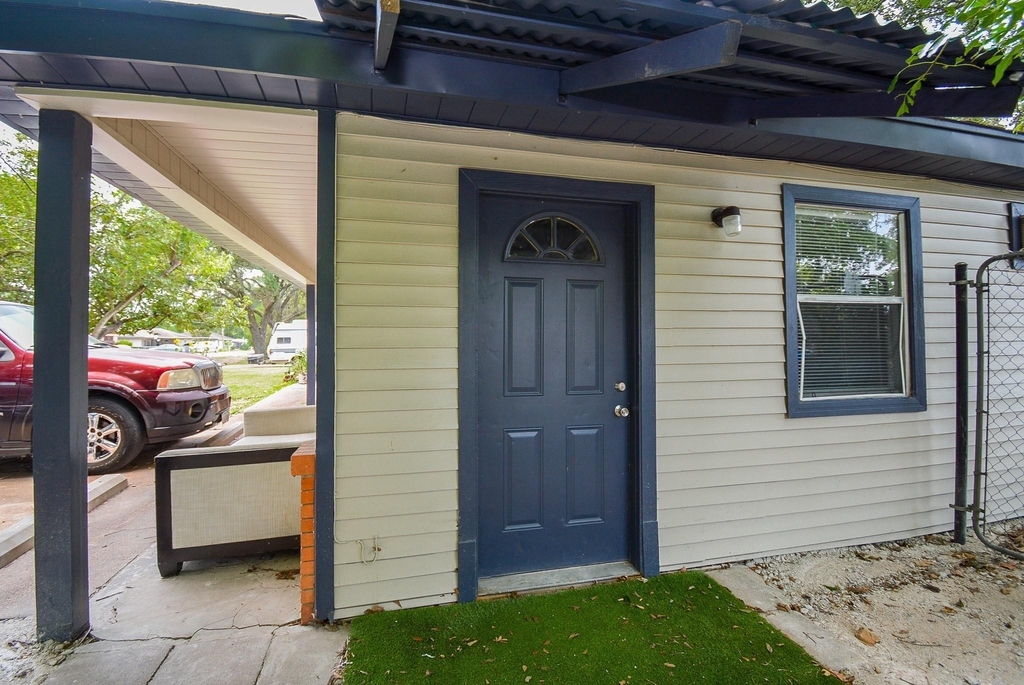 2117 Thonig Road - Photo 2