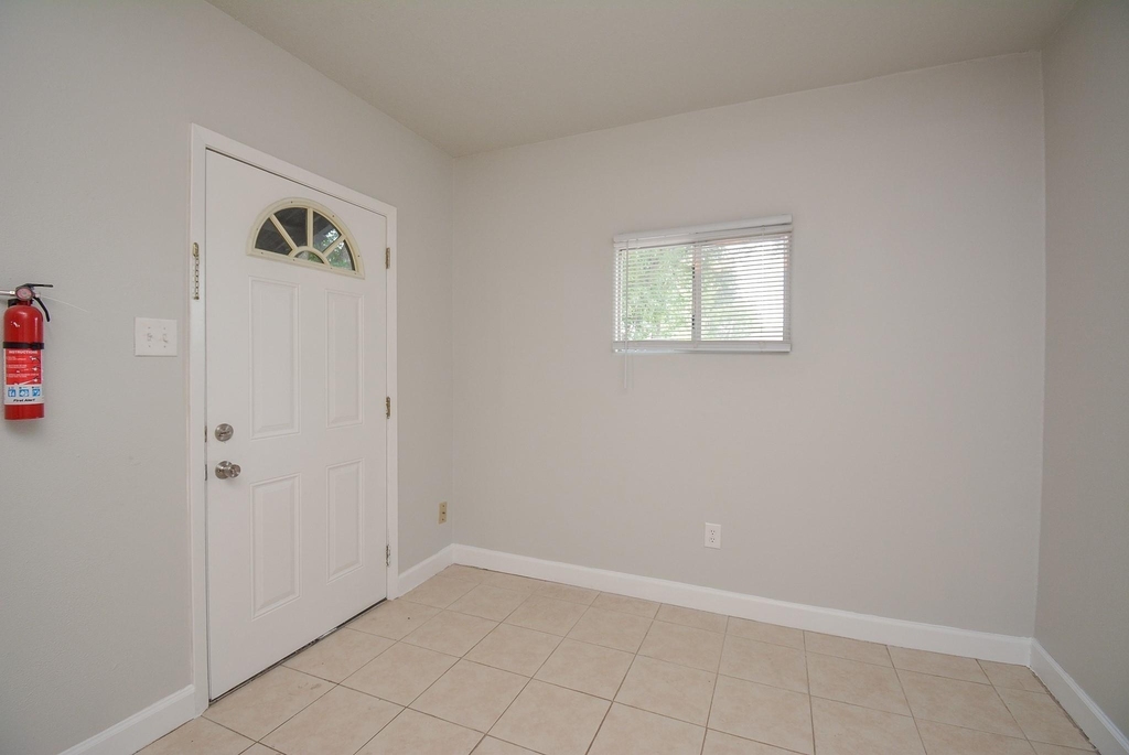 2117 Thonig Road - Photo 1