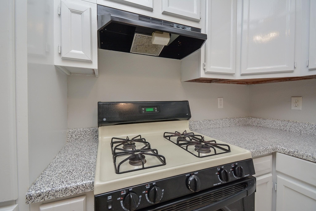 2117 Thonig Road - Photo 12