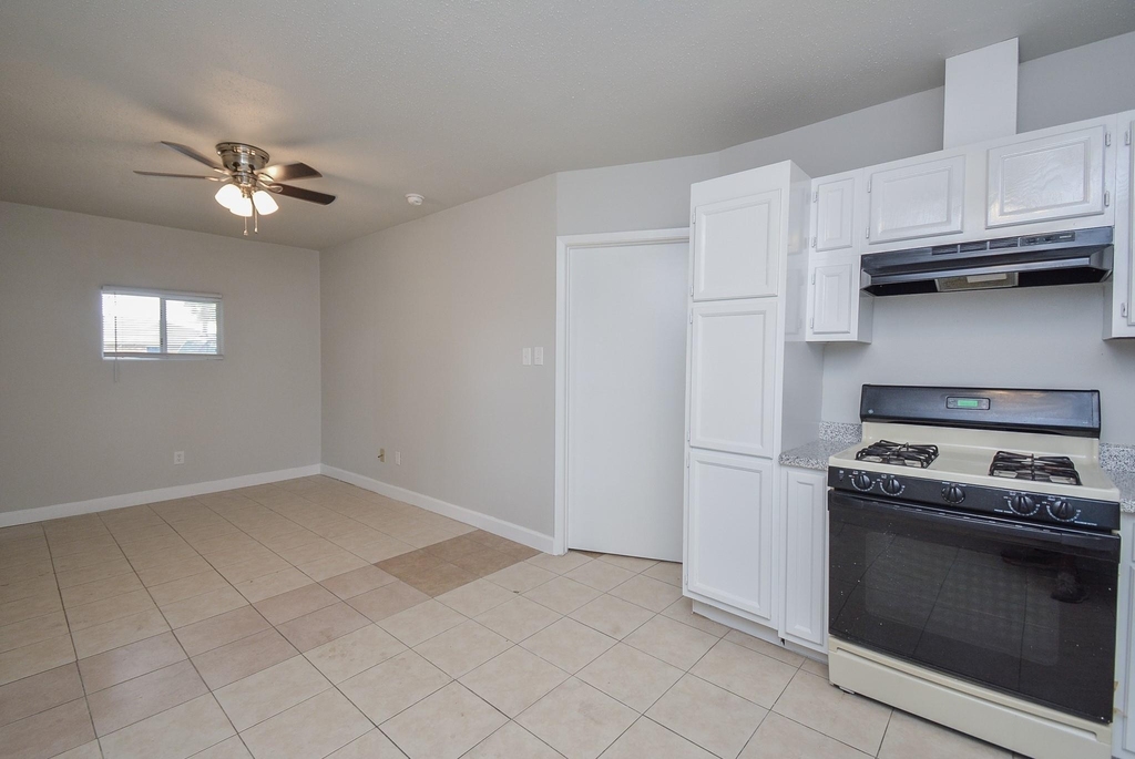 2117 Thonig Road - Photo 10