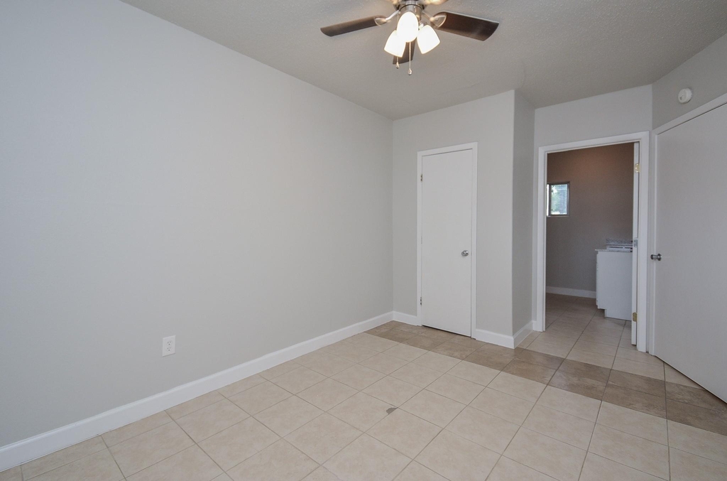 2117 Thonig Road - Photo 4