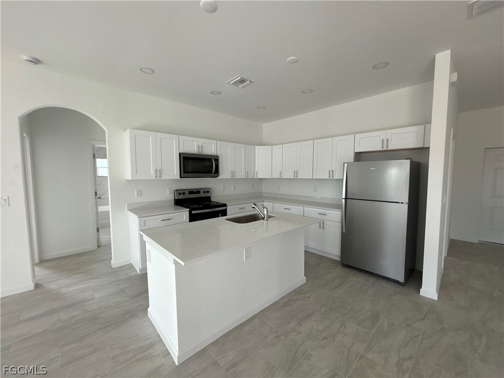 3005 31st Street W - Photo 2