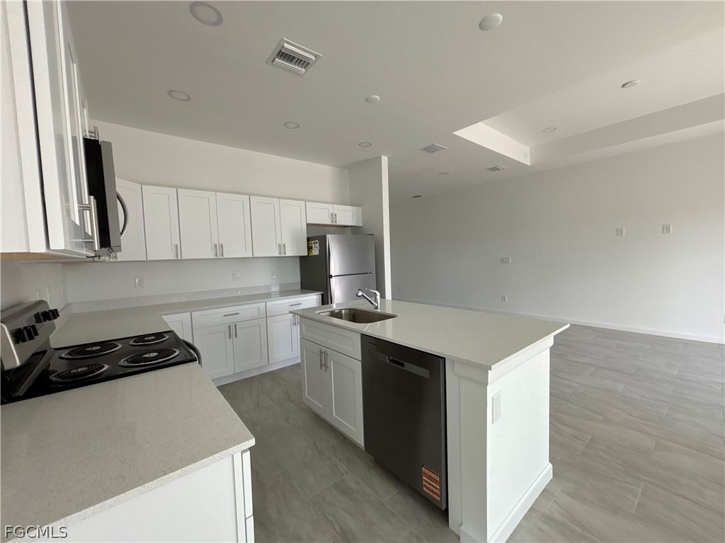 3005 31st Street W - Photo 4