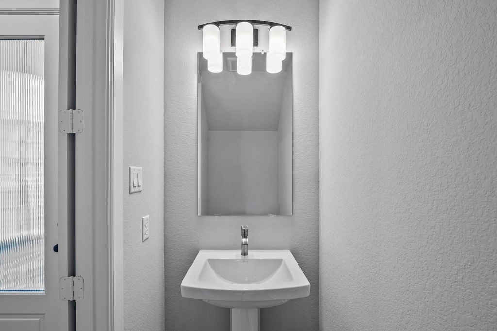 1519 Noble Park Drive - Photo 7