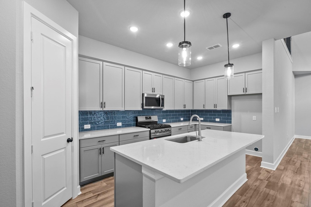 1519 Noble Park Drive - Photo 16