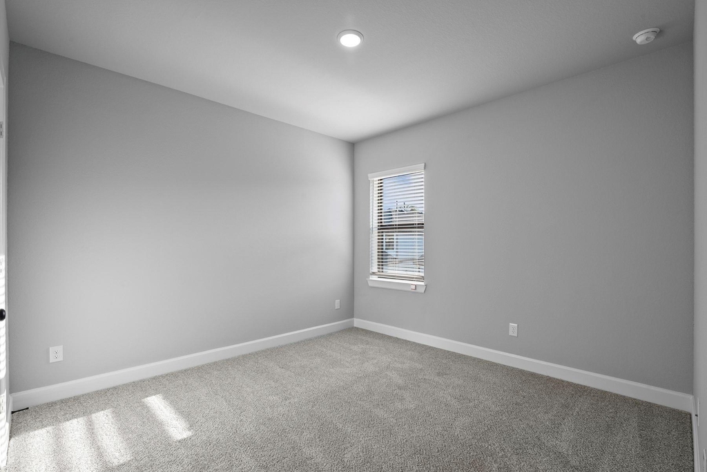 1519 Noble Park Drive - Photo 32