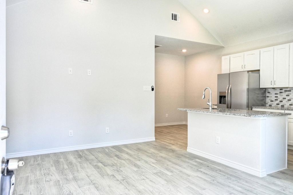 9824 Arbor Oak - Photo 3