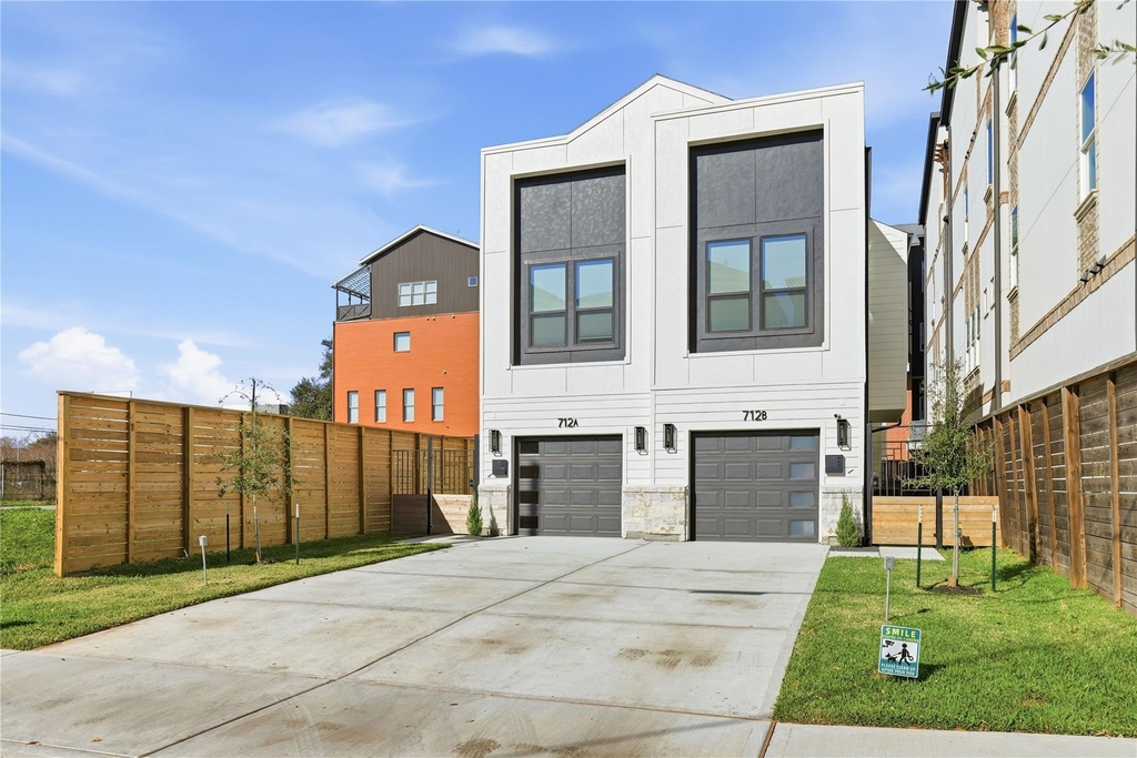 712 Delano Street - Photo 22