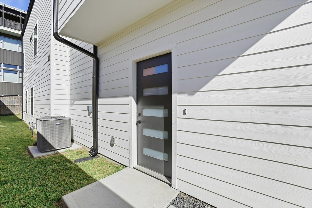 712 Delano Street - Photo 16