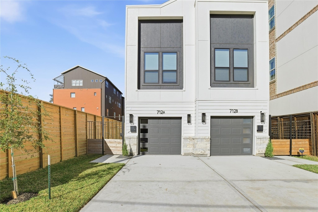 712 Delano Street - Photo 19