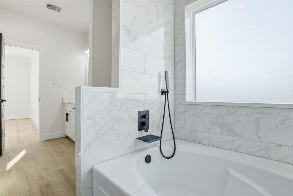 712 Delano Street - Photo 41