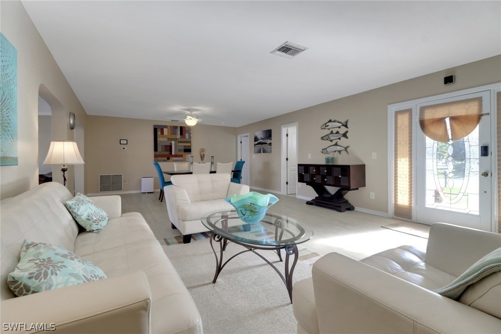 562 Goldcoast Court - Photo 7