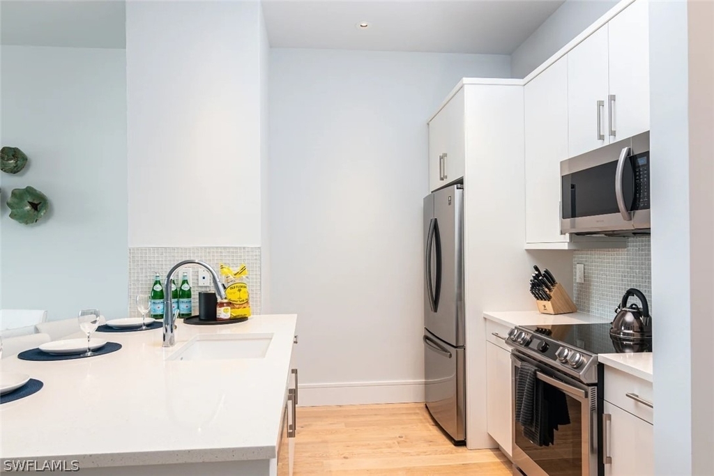 101 8th Street S - Photo 1