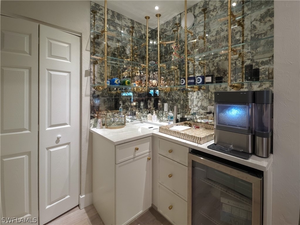 1495 Blue Point Avenue - Photo 8