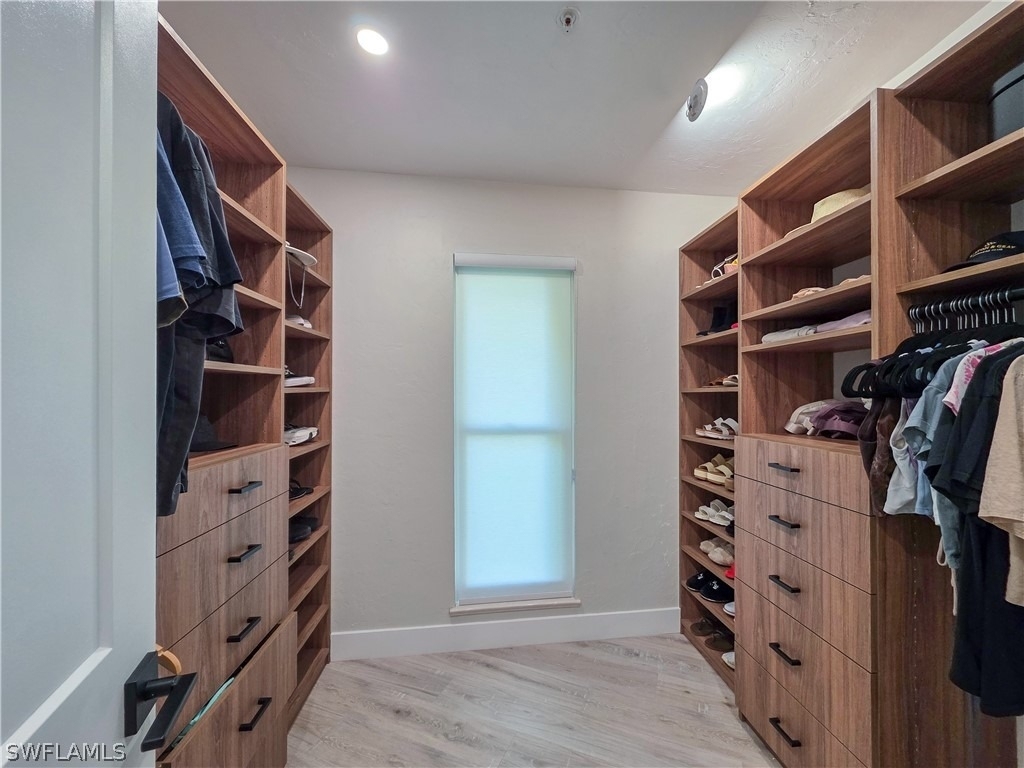 1495 Blue Point Avenue - Photo 15