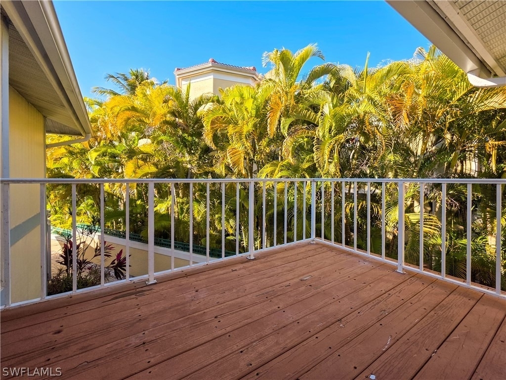 1495 Blue Point Avenue - Photo 18