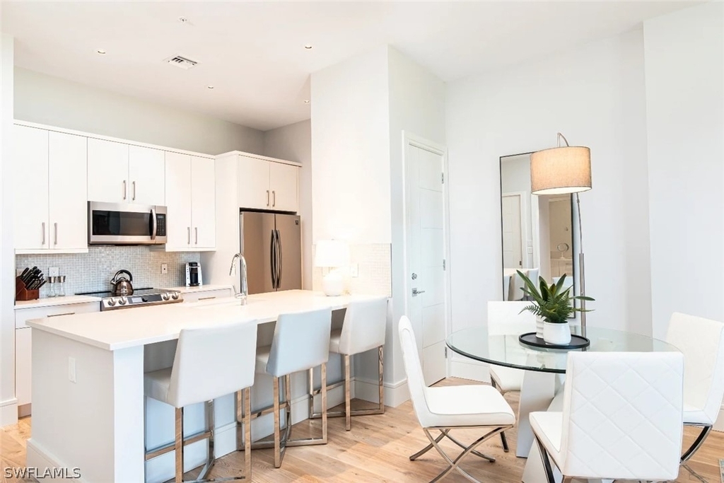101 8th Street S - Photo 2
