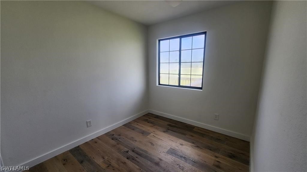 3820 20th Street W - Photo 1