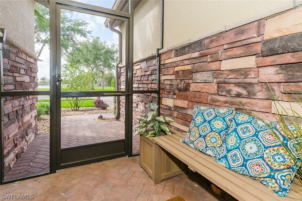 6441 Liberty Street - Photo 4