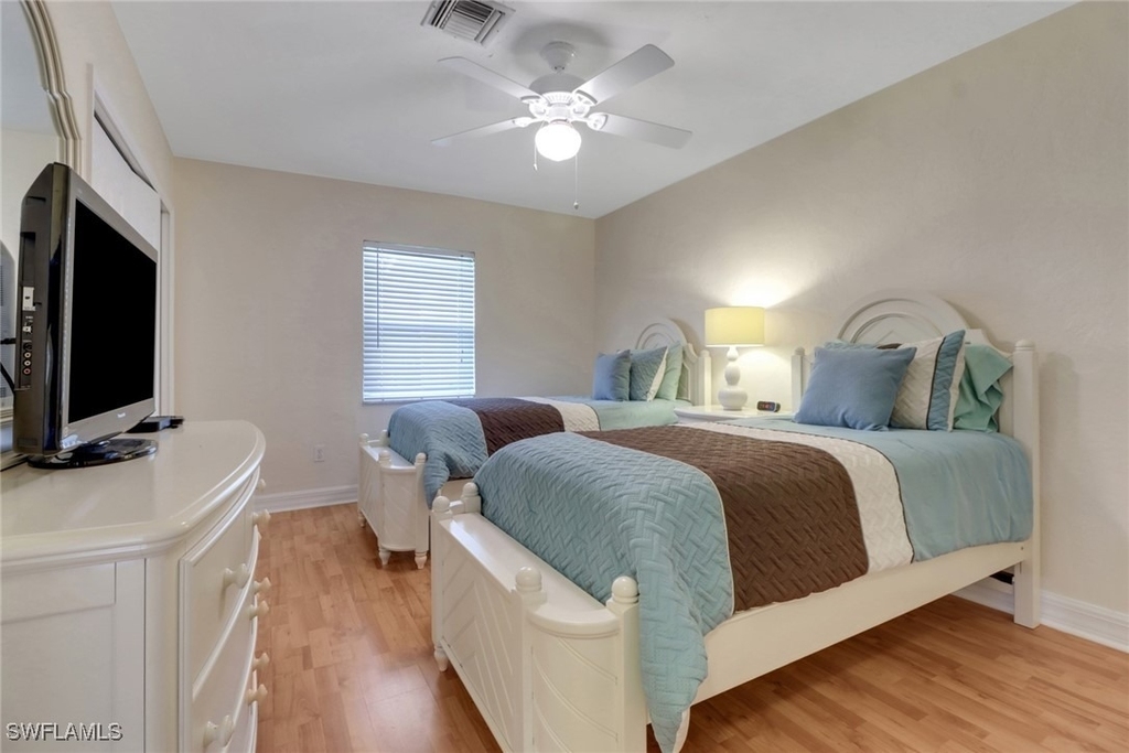 562 Goldcoast Court - Photo 12
