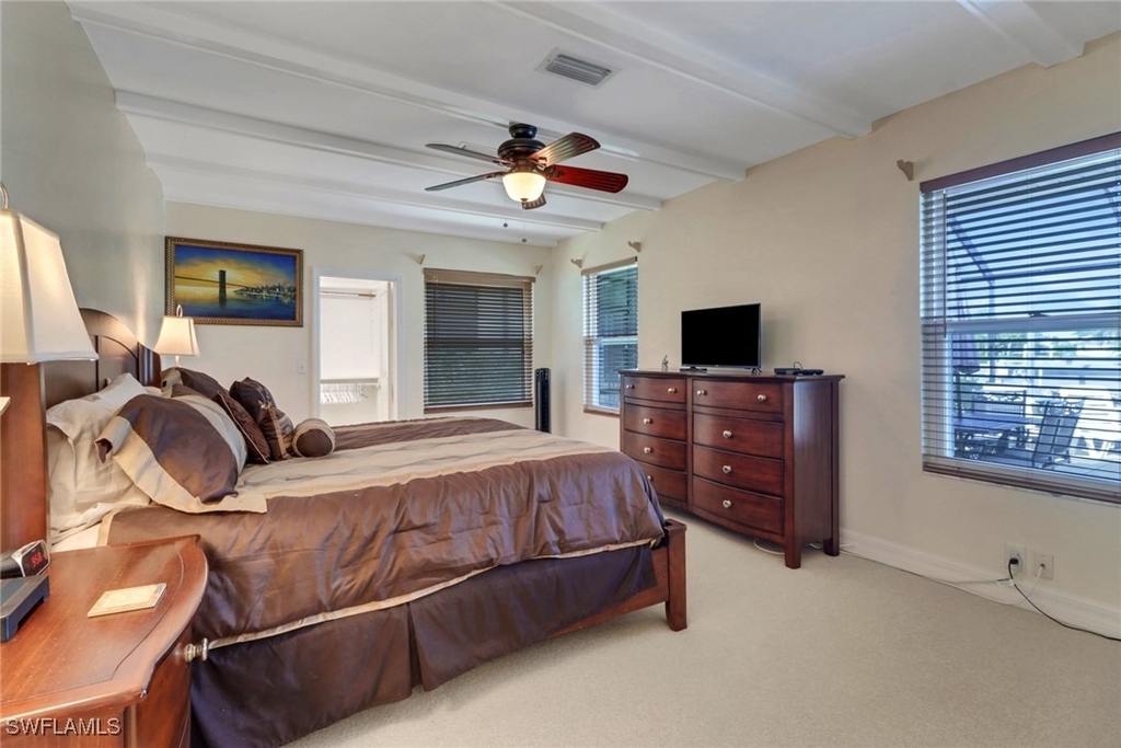 562 Goldcoast Court - Photo 10