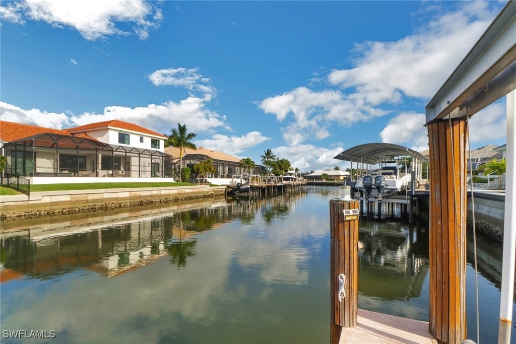 562 Goldcoast Court - Photo 23
