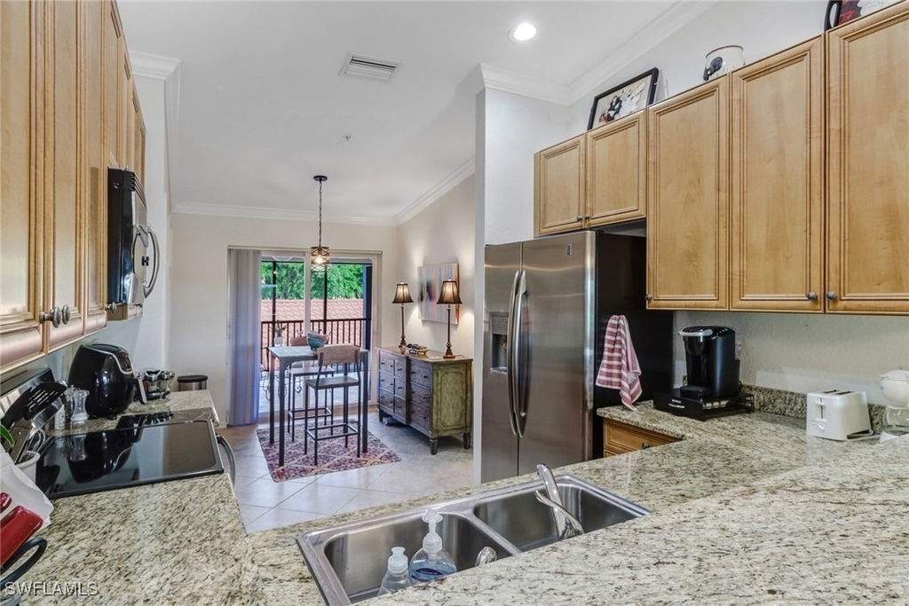 10270 Heritage Bay Boulevard - Photo 7