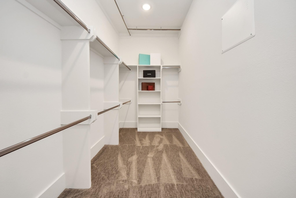 7504 Carver Road - Photo 32