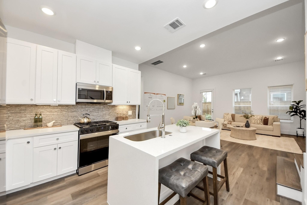 7504 Carver Road - Photo 14