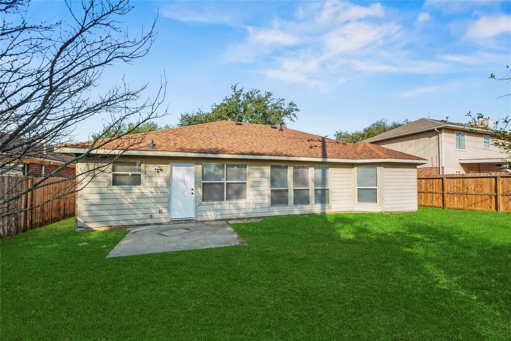 7134 Prairie Village Drive - Photo 13
