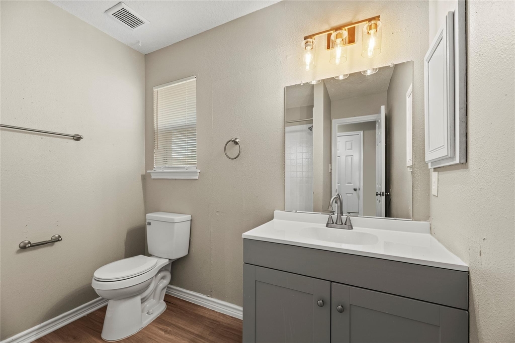 7134 Prairie Village Drive - Photo 9