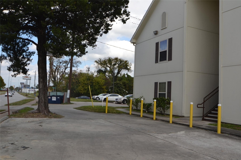 304 Dell Court - Photo 37