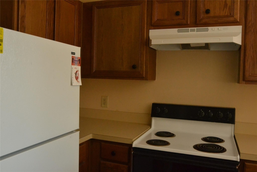 304 Dell Court - Photo 13