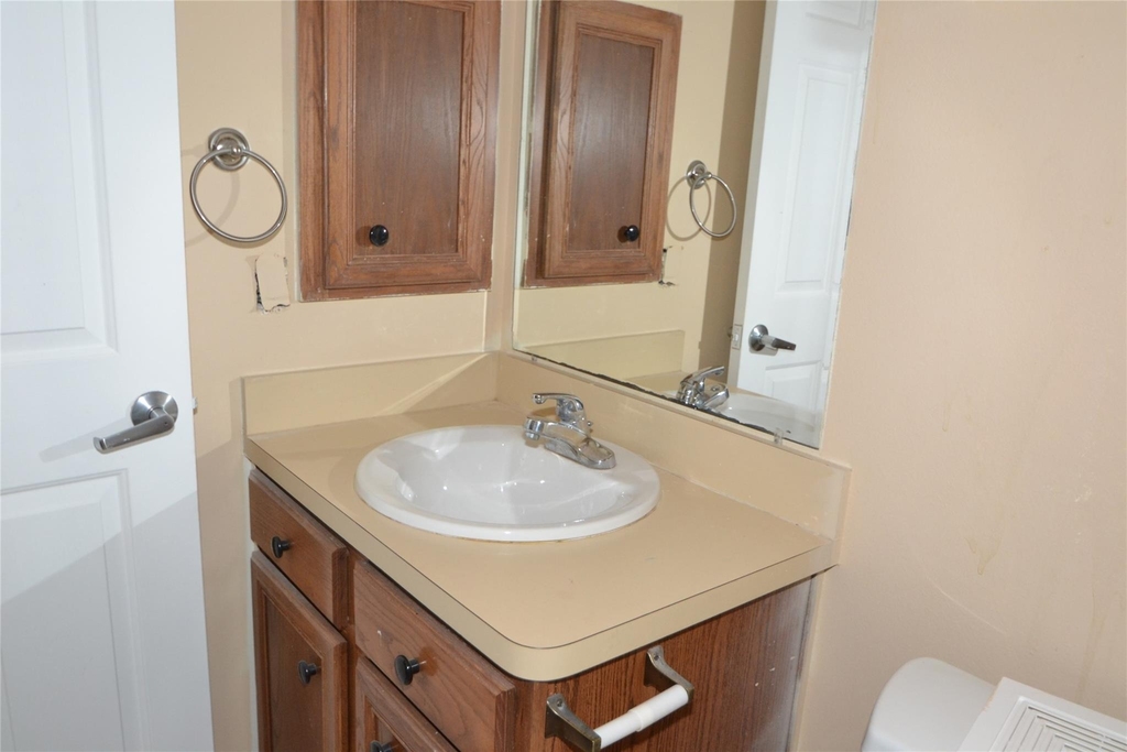 304 Dell Court - Photo 16