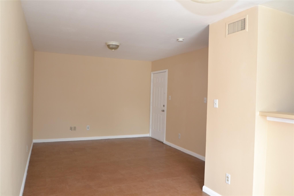 304 Dell Court - Photo 7