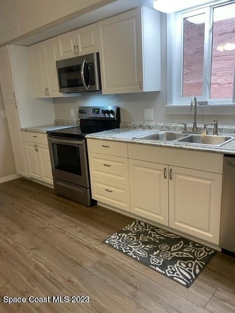 2206 Irwin Street - Photo 6