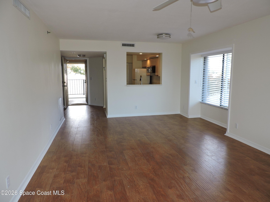6240 E Mirror Lake Drive - Photo 3