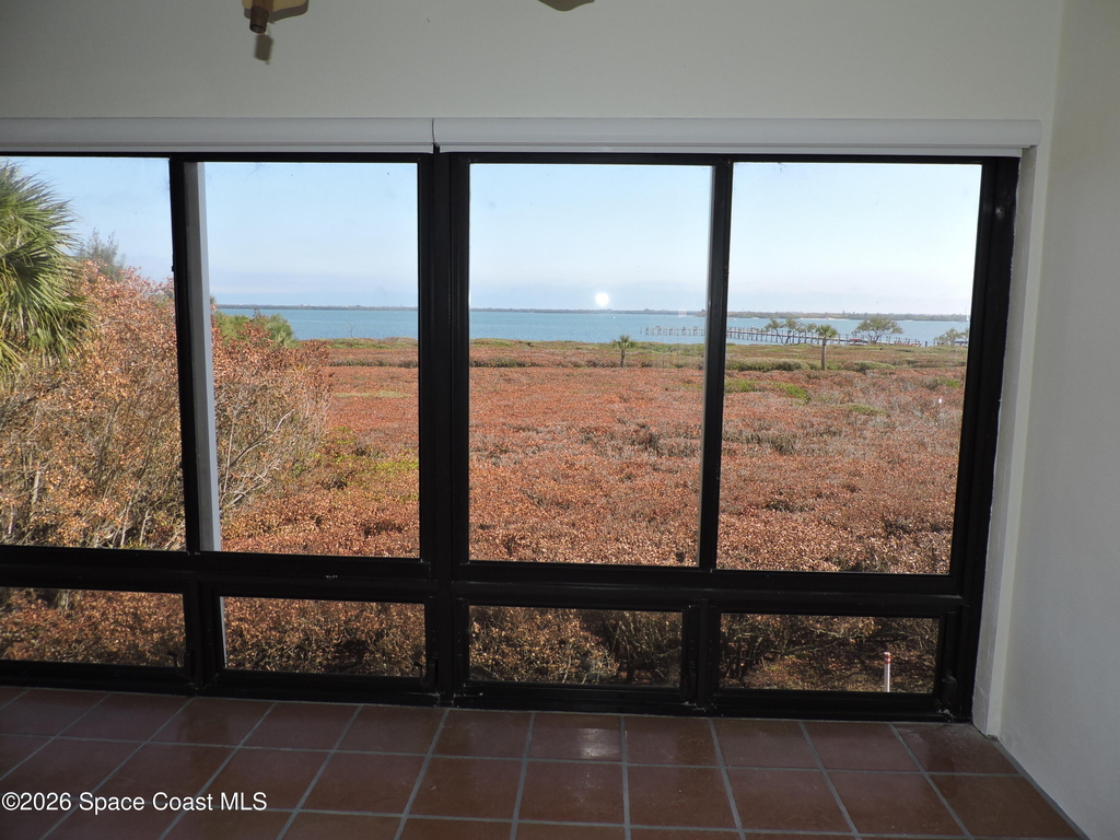 6240 E Mirror Lake Drive - Photo 5