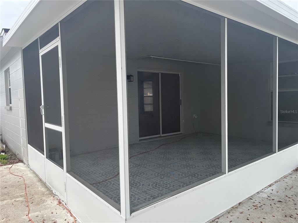 3021 W Tampa Bay Boulevard - Photo 17