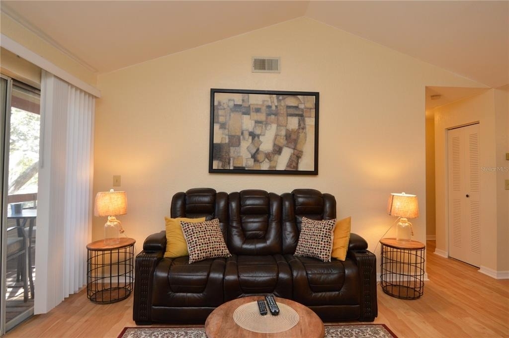 10263 Gandy Boulevard N - Photo 20