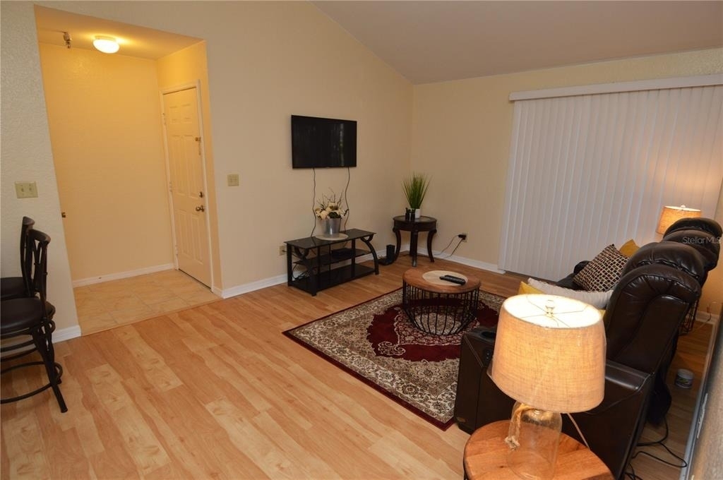 10263 Gandy Boulevard N - Photo 15