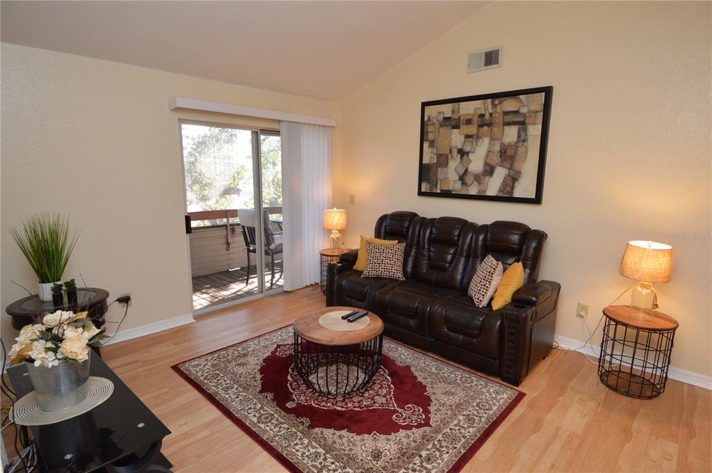 10263 Gandy Boulevard N - Photo 19