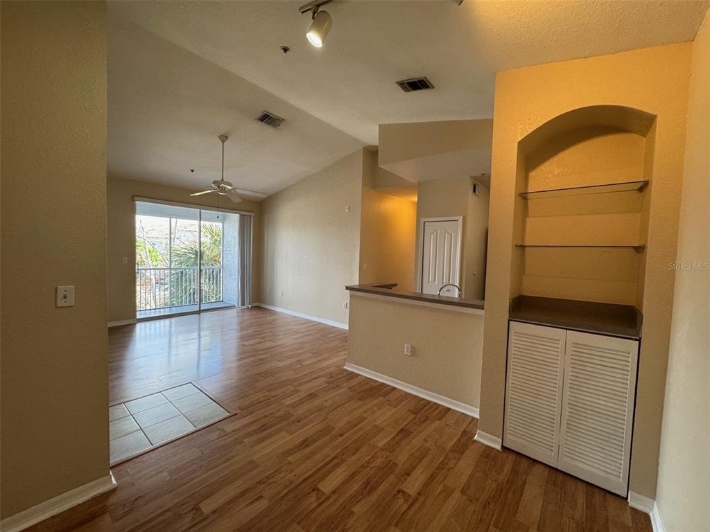 5817 Legacy Crescent Place - Photo 2