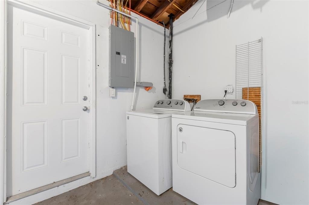 5590 Highland Street S - Photo 26