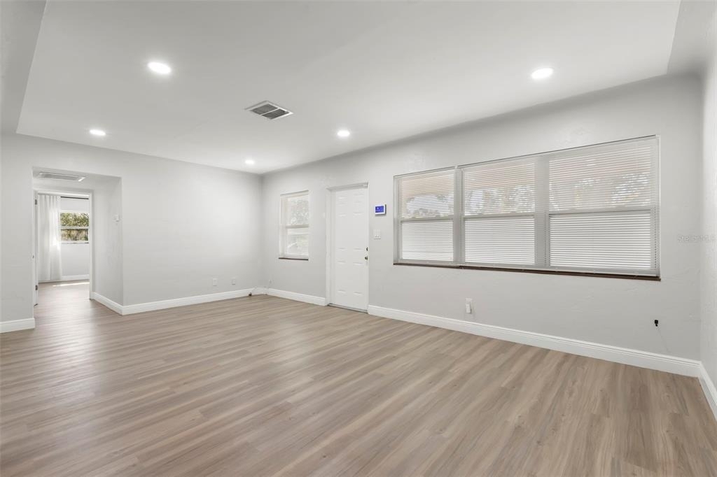 5590 Highland Street S - Photo 5