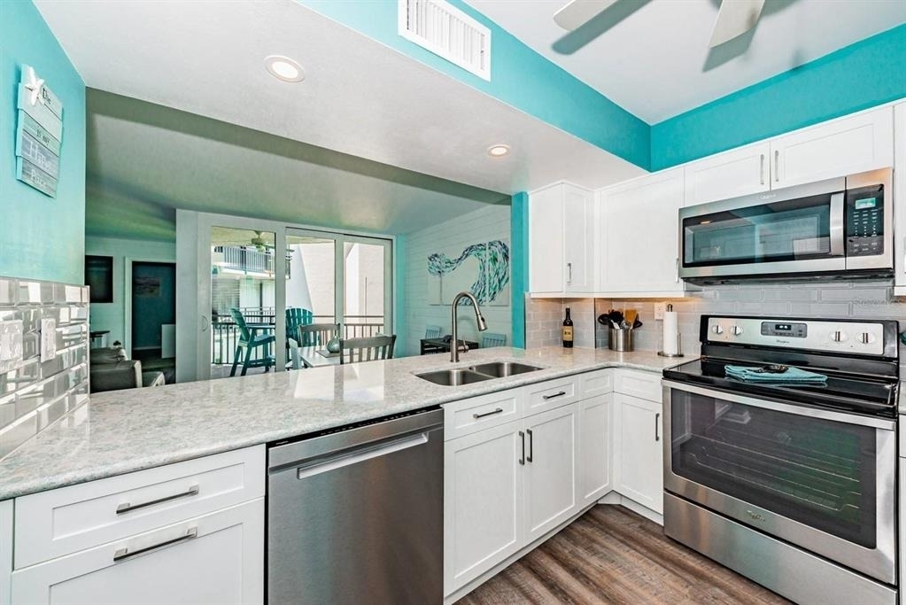 5505 Puerta Del Sol Boulevard S - Photo 3