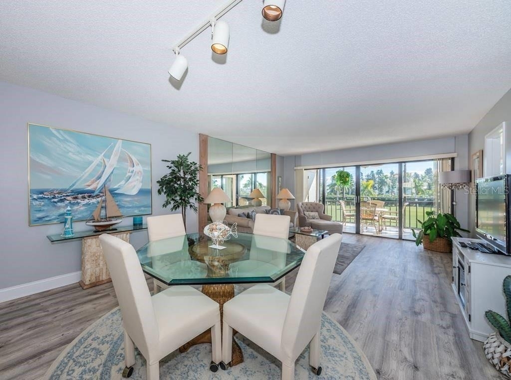 5724 Puerta Del Sol Boulevard S - Photo 3