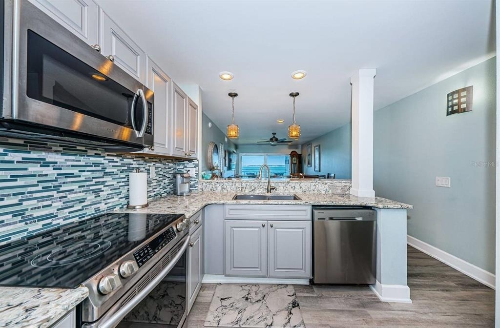 6265 Sun Boulevard - Photo 8