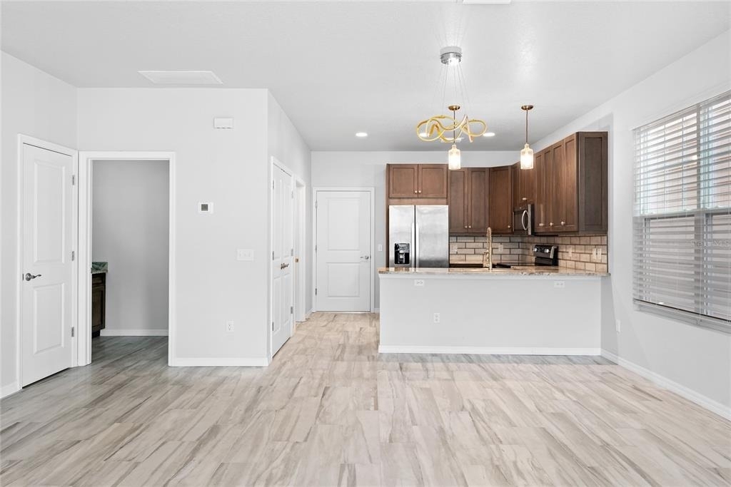 537 Sunbranch Lane - Photo 9