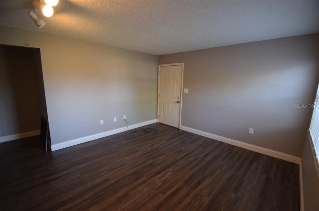 1005 S New York Avenue - Photo 5